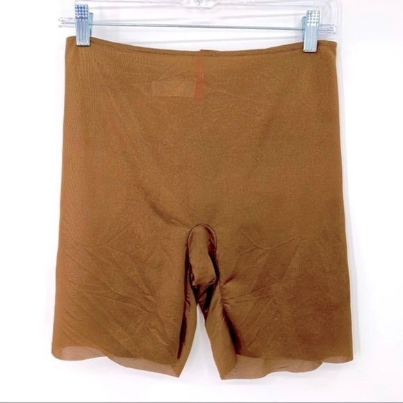 Spanx Thinstincts Metallic Bronze Smoothing Shapewear Shorts - Picture 1 of 5
